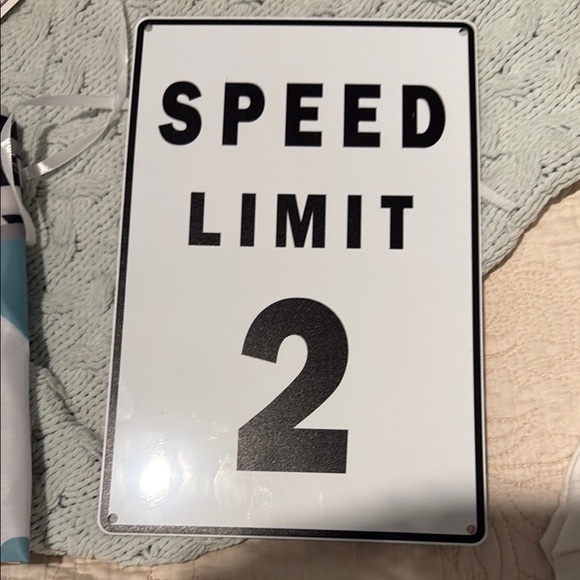 Race Car Party Supplies Set - Picture 4 of 6